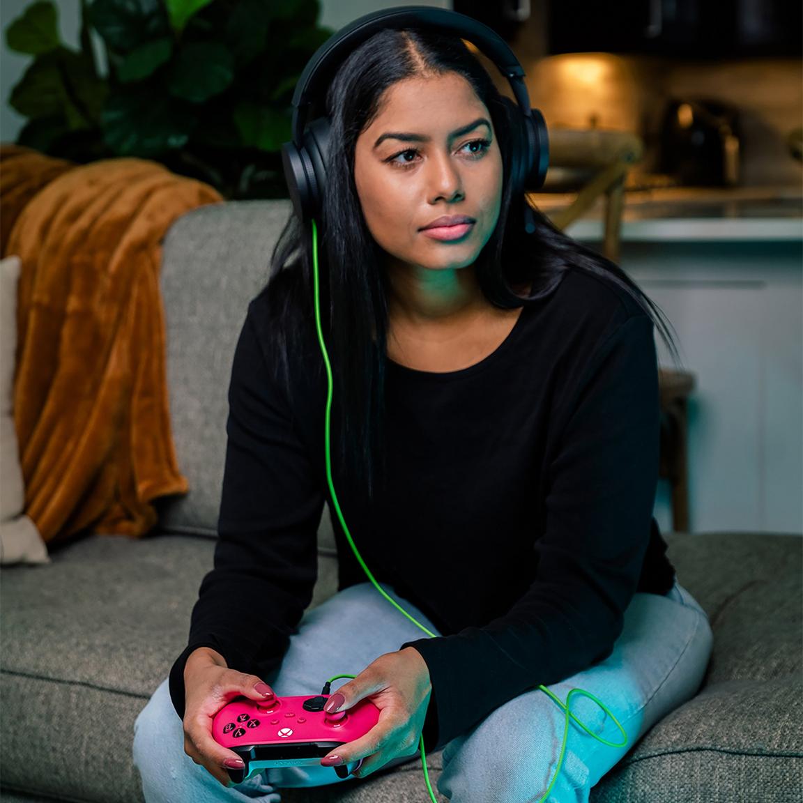Xbox Wireless Controller for Series, One, PC, iOS, Android - Deep Pink