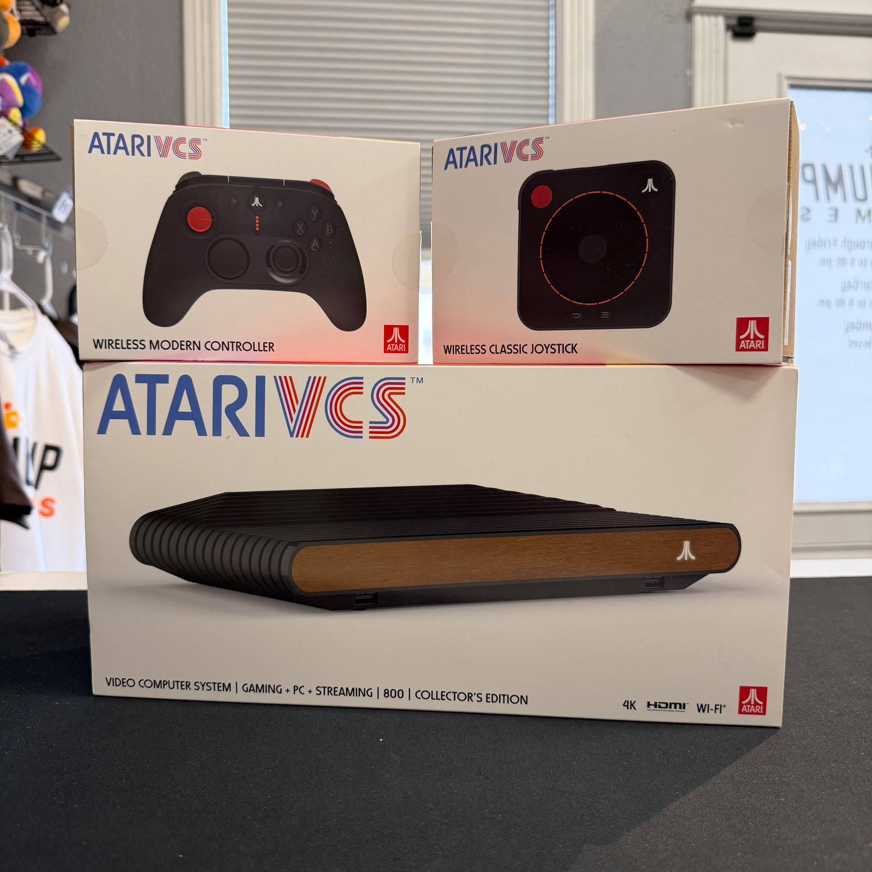 Atari VCS 800 Collector's Edition Bundle