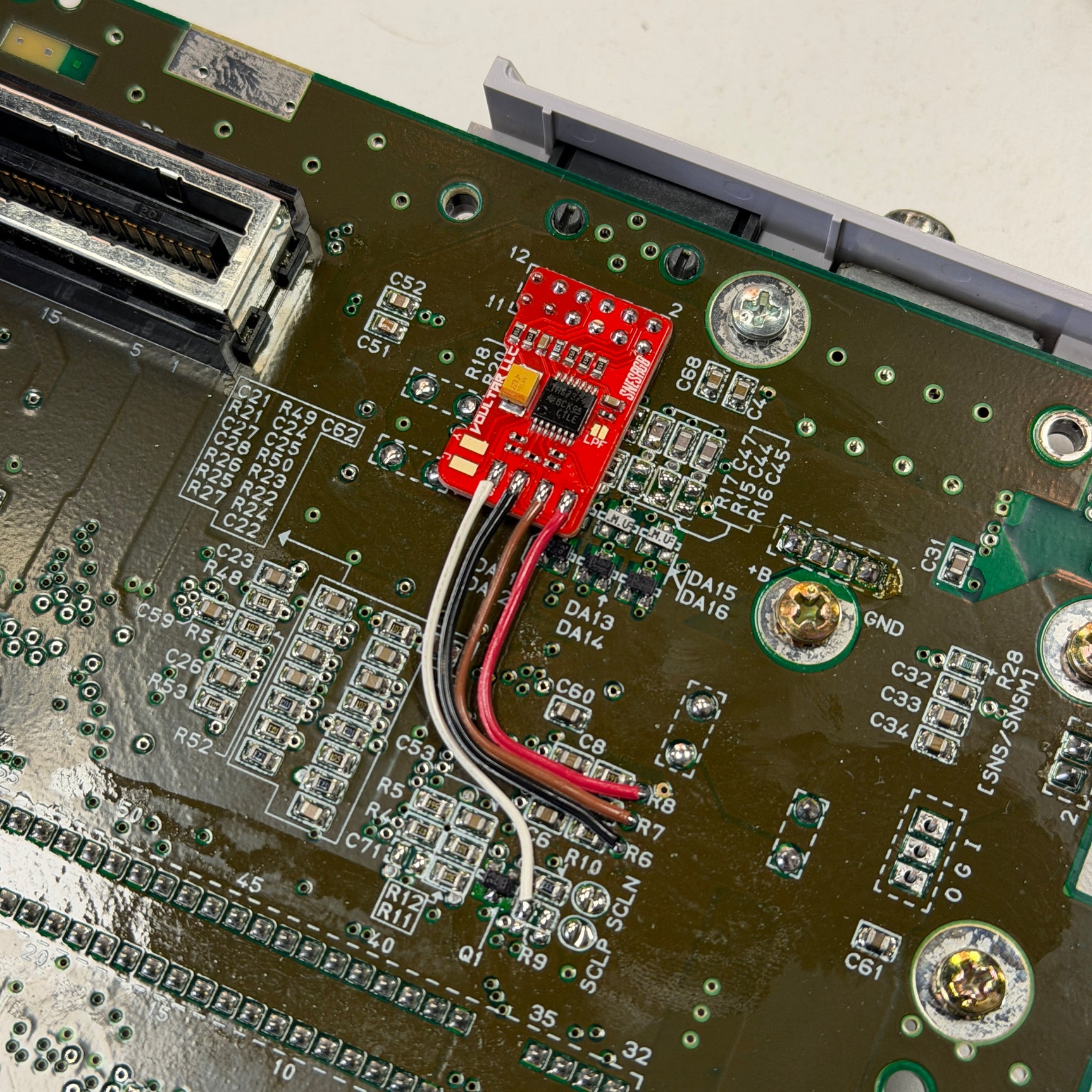 Super Nintendo SNES 1CHIP Console with Voultar SNESRGB Kit Pre-Installed