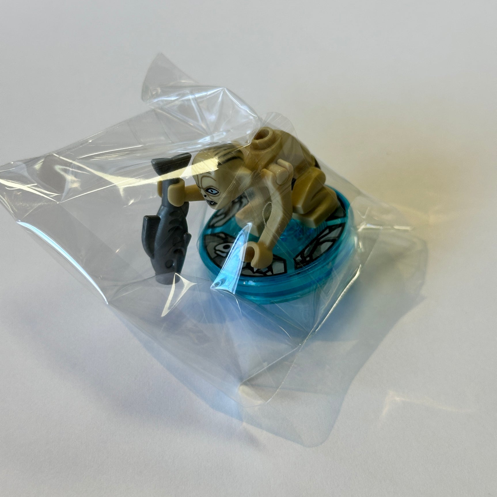 Gollum Lord of the Rings Hobbit Minifig with Base - LEGO Dimensions