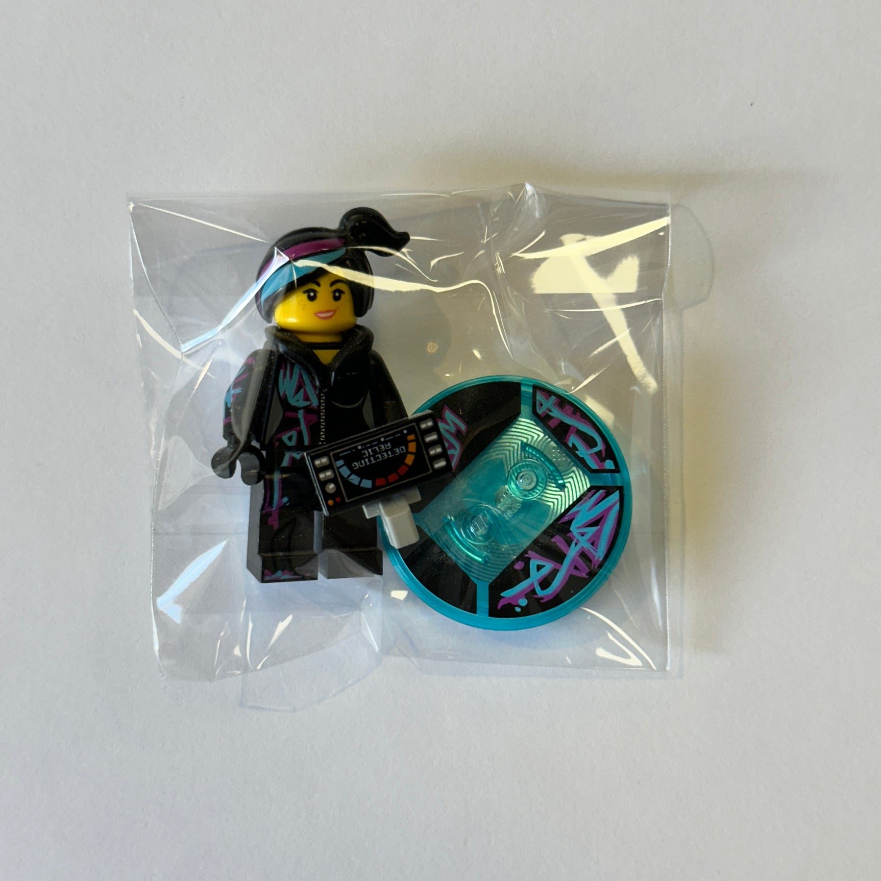 Wild Style DC Comics Minifig with Base - LEGO Dimensions