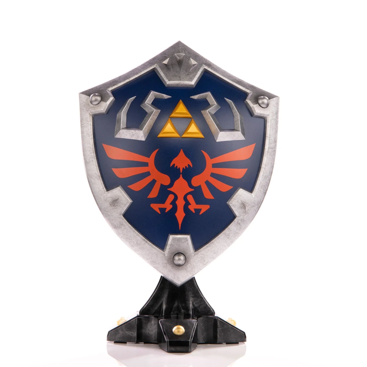 Legend of Zelda: Breath of the Wild – Hylian Shield 12" Statue